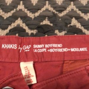 GAP Shorts - GAP Khaki Shorts GAP Shorts - GAP Khaki Shorts